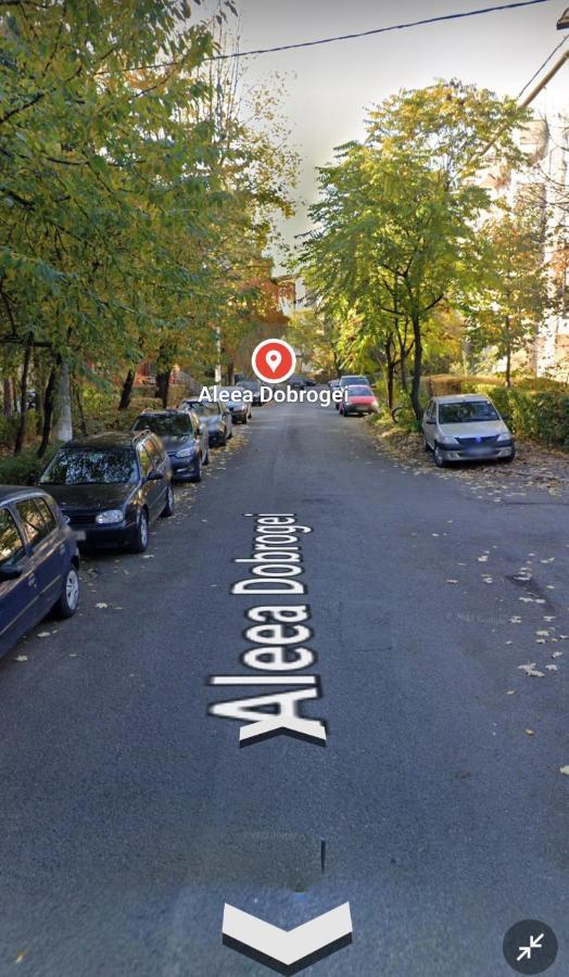 33 Coquette Apartment Baia Mare Bagian luar foto